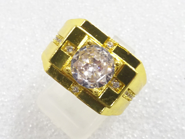 JAPANESE KIMONO / ANTIQUE CRYSTAL RING (SIZE 19)